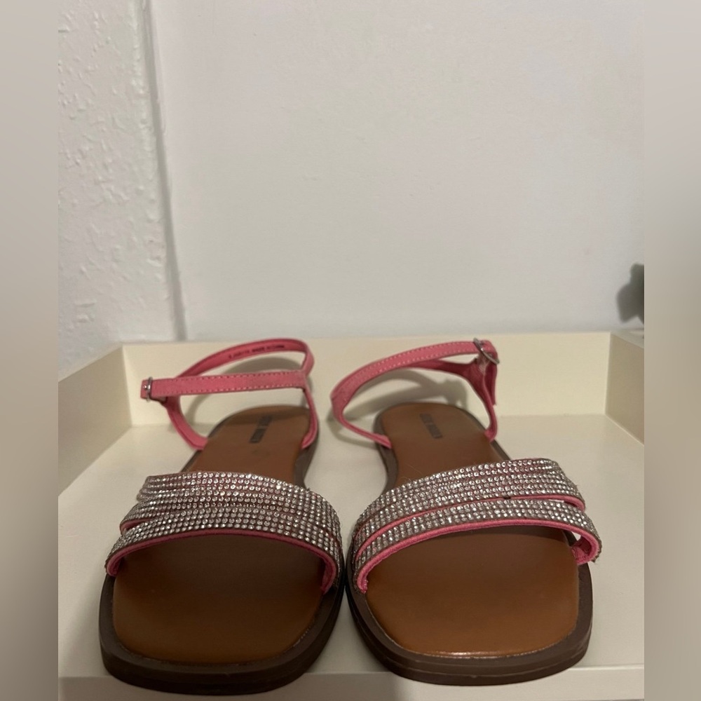 Elegant Pink Sandals with Rhinestone Straps